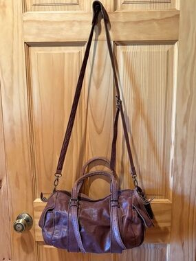 Isabella Fiore leather handbag brown